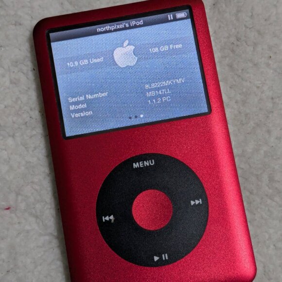 iPod Classic 7th Gen Red Edition ( 3 000 mAh , 1TB ) - Picture 4 of 9